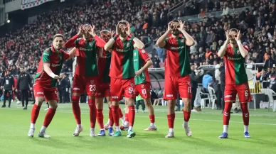 İzmir derbisinde kazanan Karşıyaka!