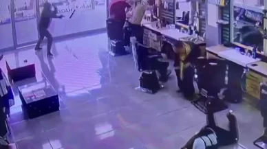 Adana'da berberde böyle ateş etti: 1 yaralı