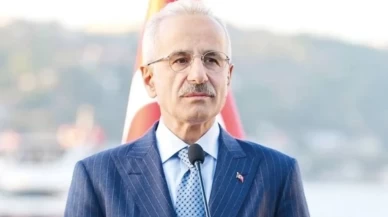 Ulaştırma ve Altyapı Bakanı Uraloğlu: Günlük kargo kabulü 1 milyonu aştı