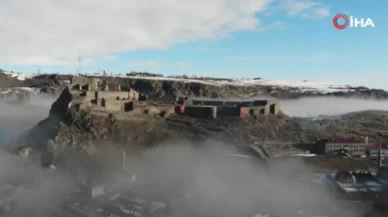 Kars Kalesi sisler içinde kayboldu