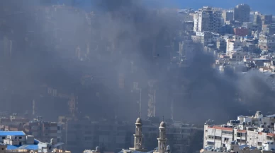 İsrail ordusu, Lübnan'da sürgün emri yayımladığı beldeye hava saldırıları düzenledi