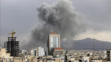 İran Kızılayı vatandaşlara evde kalın çağrısında bulundu