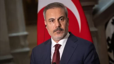 Bakan Fidan, İran ve Pakistanlı mevkidaşlarıyla görüştü