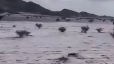 Suudi Arabistan’da dolu yağışı!