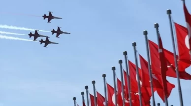 Türk Yıldızları’ndan 111. Yıl selamı