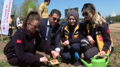 Ayla öğretmen ve öğrencileri Ankara’da ölümsüzleşti! 112 çalışanlarından duygulandıran 'vefa' ormanı