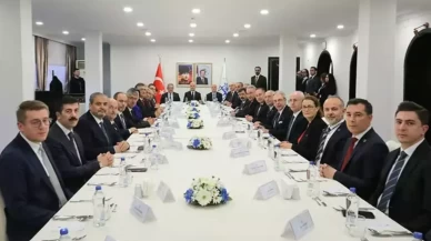 YÖK Başkanı Özvar İzmir'de konuştu: Üniversitelerin projelerini yerinde inceledi!