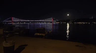 İstanbul'da büyüleyen gece! Dolunay ve yakamoz Boğaz’ı aydınlattı