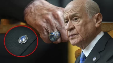 İşte MHP Lideri Devlet Bahçeli'nin yüzük ve rozetindeki sır: "Emrolunduğun gibi dosdoğru ol"