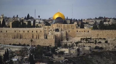 Mescid-i Aksa’da cuma namazına yine izin yok