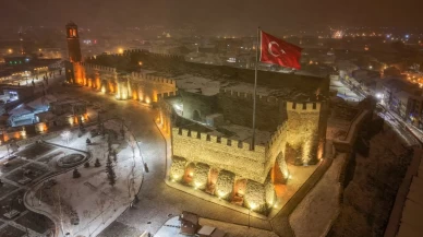 Erzurum’da nisan ortasında kış manzarası