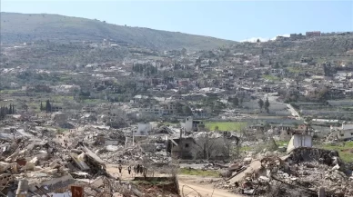 İsrail, Lübnan'ın içlerine doğru ilerliyor!