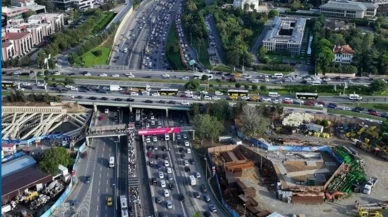 Kara yollarında bakım ve onarım mesaisi sürüyor