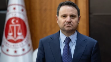 Bakan Gürlek'ten bayram mesajı: Türkiye Yüzyılı'nı adaletin yüzyılı kılacağız