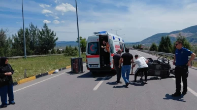 TIR elektrikli bisiklete çarptı: Ölü ve yaralılar var