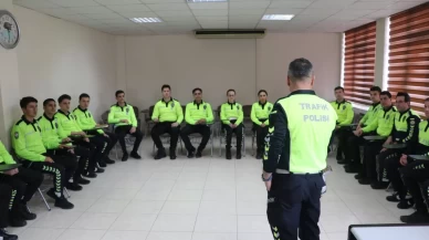 Trafik polisleri zorlu eğitimden geçiyor! 24 farklı programla göreve hazırlanıyorlar