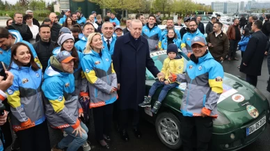 Beştepe'de ralli heyecanı! Erdoğan, İpek Yolu Rallisi sporcularını uğurladı