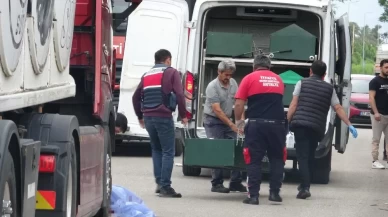 Tırın altında kalan genç hayatını kaybetti