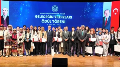 MEB 'Geleceğin Yıldızları' ödüllerini dağıttı