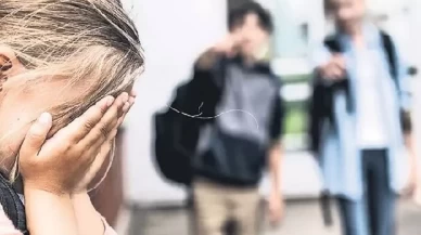 İstanbul'da okul çıkışı vahşet! 3 kız öğrenci, akranını acımasızca darp etti