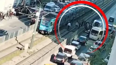 Gaziosmanpaşa’da dehşet anları! Tramvay yoluna giren motosikletli altında kaldı