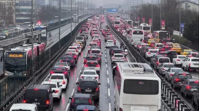 Bayram dönüşü İstanbul yollarında yoğunluk