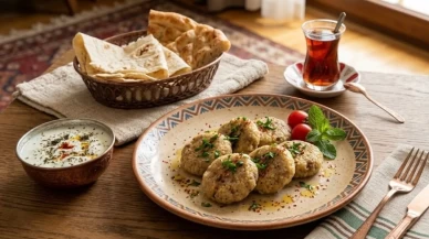 Buharda pişen bulgurlu ve kıymalı köfte