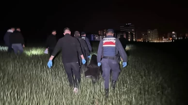 Tarım arazisinde hareketsiz yatıyordu