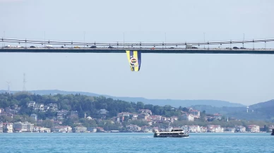 Fenerbahçe’nin bayrakları İstanbul köprülerinde