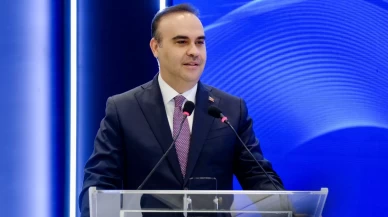 Bakan Kacır: '5 bin 800 ithal ürünün ülkemize girişi engellendi'
