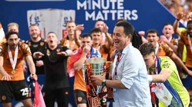 Hull City’den tarihi zafer: Acun Ilıcalı gözyaşlarını tutamadı
