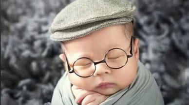 Profiline çocukluk fotoğrafı koyanlar dikkat! Psikolojik bir mesaj mı yoksa sadece nostalji mi? İşte altında yatan gerçek...