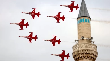 Türk Yıldızları, Konya'da nefes kesti