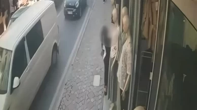 Cansız mankeni soyup kıyafetlerini giydi