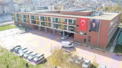 Lisede korkunç olay! Ders sırasında okulun ikinci katından atladı