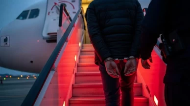 FETÖ firarilerine darbe üstüne darbe! Türkiye 119 ülkede harekete geçti