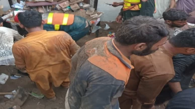 Dershanede facia! Çatı çökmesi sonucu 14 çocuk öldü