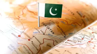 Pakistan'da patlama sesleri: Karargaha saldırı düzenlendi
