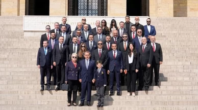Dursun Özbek ve yeni yönetimi Anıtkabir’de