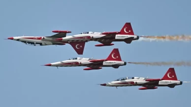 Türk Yıldızları Belçika’yı büyüledi!