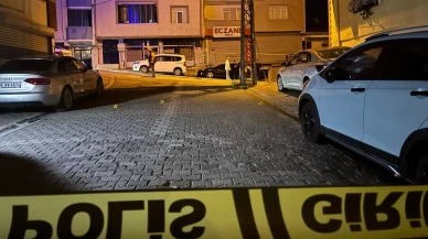 Motosikletli grup ile otomobildekiler birbirine girdi!