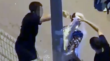 Adana'da akran zorbalığı kamerada: Arkadaşlarını direğe bağlayıp un ve yumurta ile 'eğlendiler'