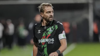 Caner Erkin futbolu bıraktı!