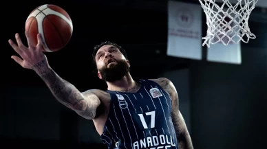 Anadolu Efes'te Vincent Poirier sakatlandı