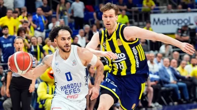 Fenerbahçe 2'de 2, Anadolu Efes eşitlik peşinde!