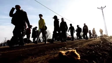 İki ilde 12 düzensiz göçmen yakalandı