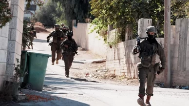İsrail askerleri Batı Şeria'da 4 Filistinliyi gözaltına aldı
