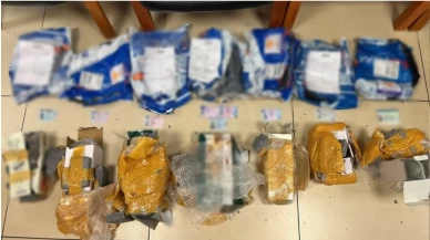 İstanbul’da kargo operasyonu: Sahte pasaport ve kimlikler ele geçirildi