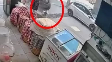 Bursa’da sokak arasındaki kaza kamerada