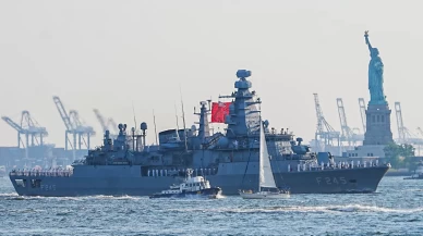 TCG Oruçreis, ABD'nin 250. kuruluş yılı kutlamaları için New York'ta